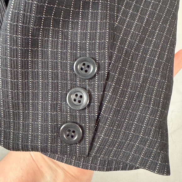 Garfield & Marks Black Checkered Button Down Jacket 12 - Picture 3 of 8